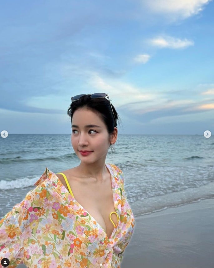 โบว์ เมลดา ชุดว่ายน้ำ