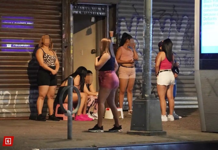 โสเภณีถูกหลอกขายบริการ