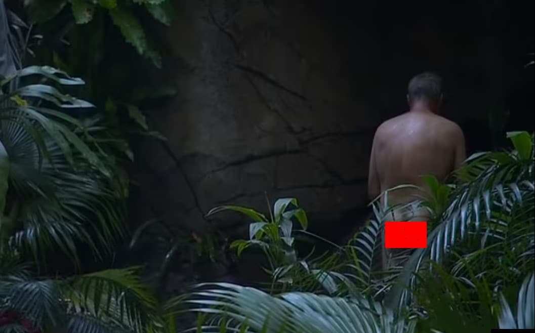 ไนเจล ฟาราจ เผลอโป๊