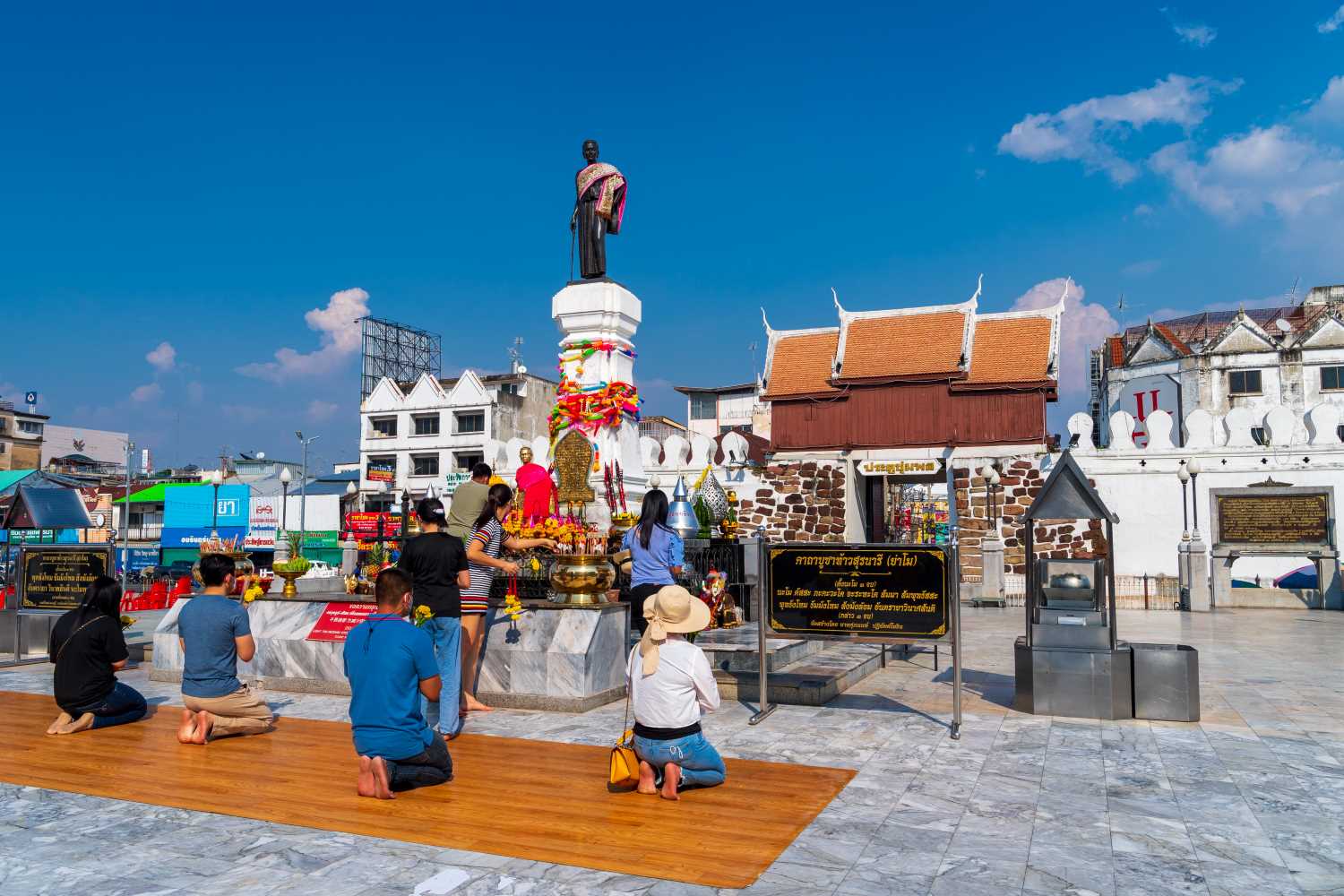 สถานที่ไหว้ขอโชคลาภ 2567 ย่าโม นครราชสีมา โคราช