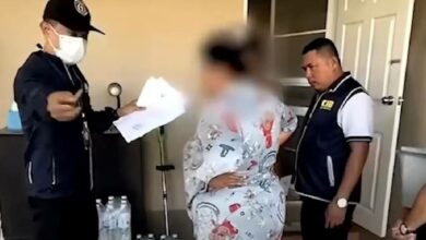 จับแม่เล้าอายุ 15