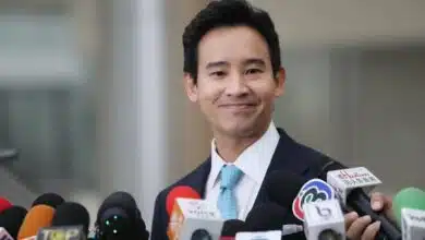 พิธา ล้มล้างการปกครอง
