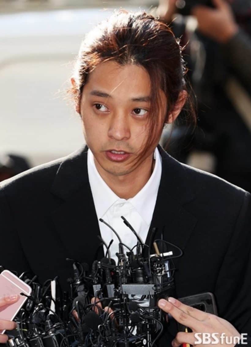 จองจุนยอง Burning Sun Gate