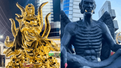 ย้าย ครูกายแก้ว