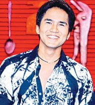 ต่อ เรืองฤทธิ์ ประวัติ