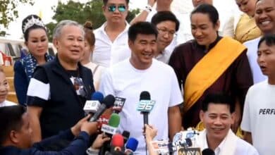 สมรักษ์ล่วงละเมิด