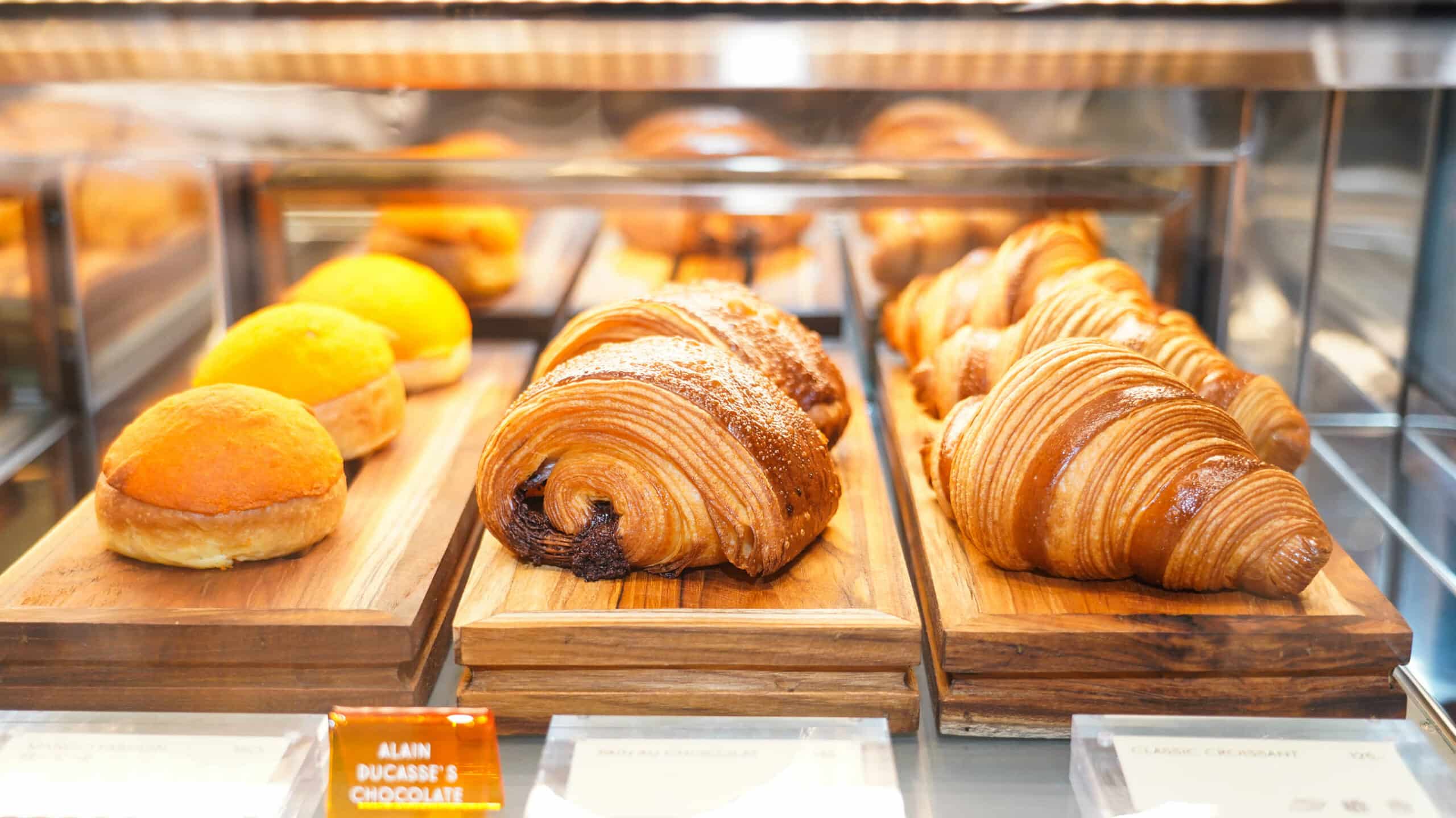 แนะนำ Blue by Alain Ducasse Bakery Boutique