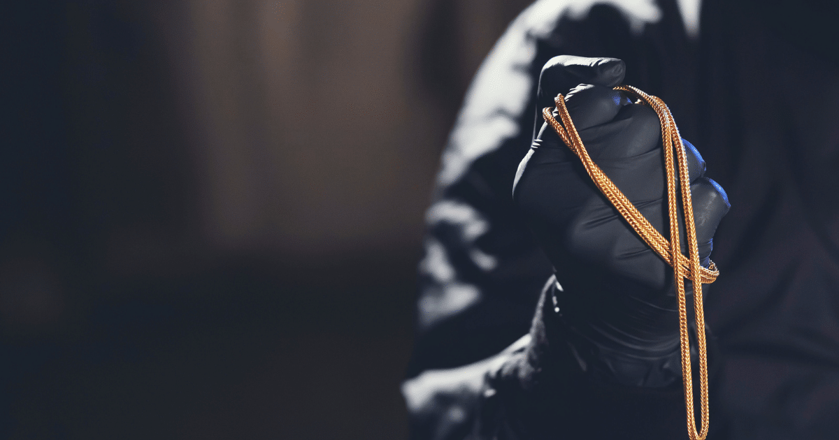 แม่โทรหาตำรวจหลังรู้ความจริง