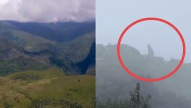 ไททันที่ลาว