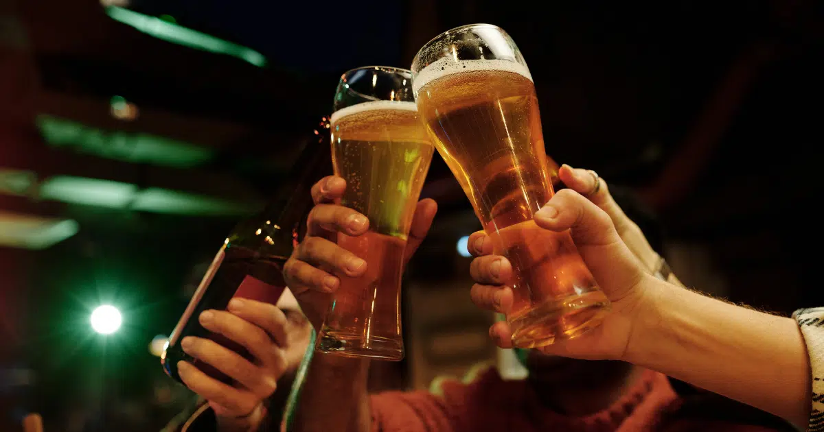 ประโยชน์ของ &quot;เบียร์&quot; ที่สายดื่มอาจไม่เคยรู้ กินเบียร์แต่น้อย มีคุณมากกว่าโทษ