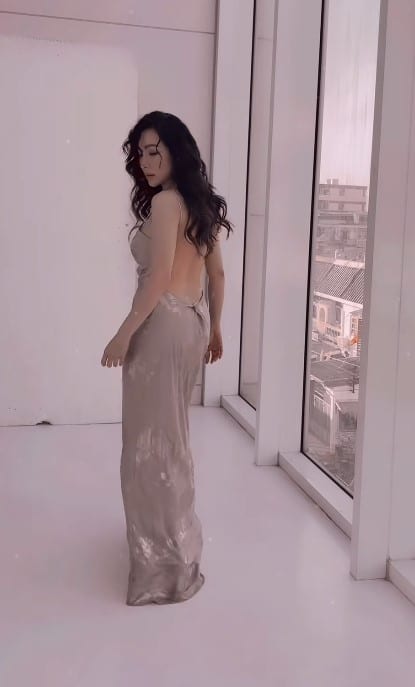 ต้นหอม ศกุนตลา หุ่น