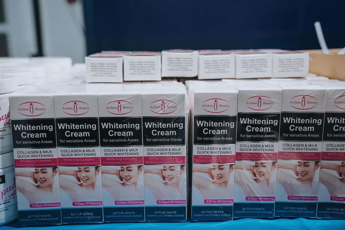 โกดังสินค้าปลอม