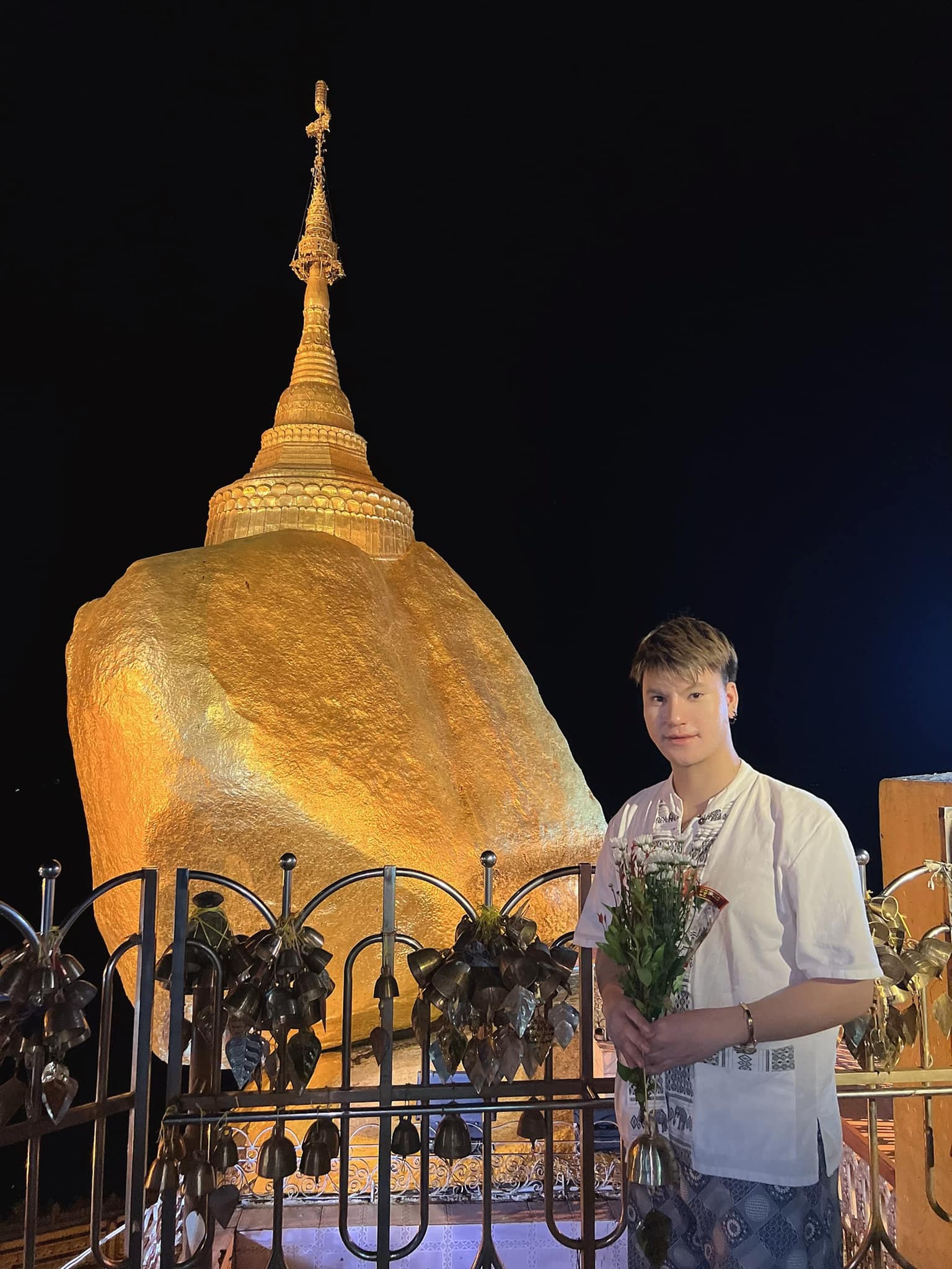 บูม เทยกะทะ คือใคร