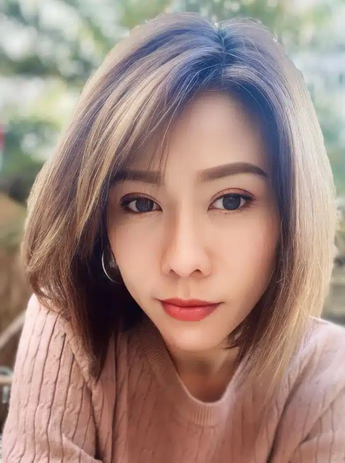 ประวัติ ต้นอ้อ เป็นหนึ่ง คือใคร ผลงาน