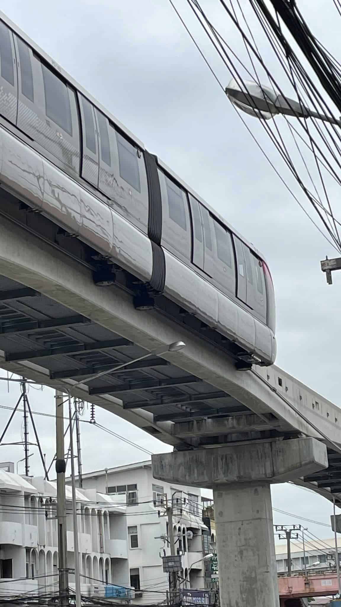 รถไฟฟ้าอุบัติเหตุ