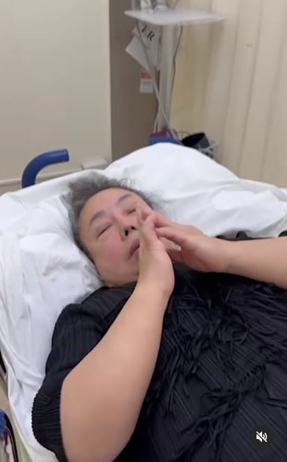 ลีน่าจัง หกล้ม