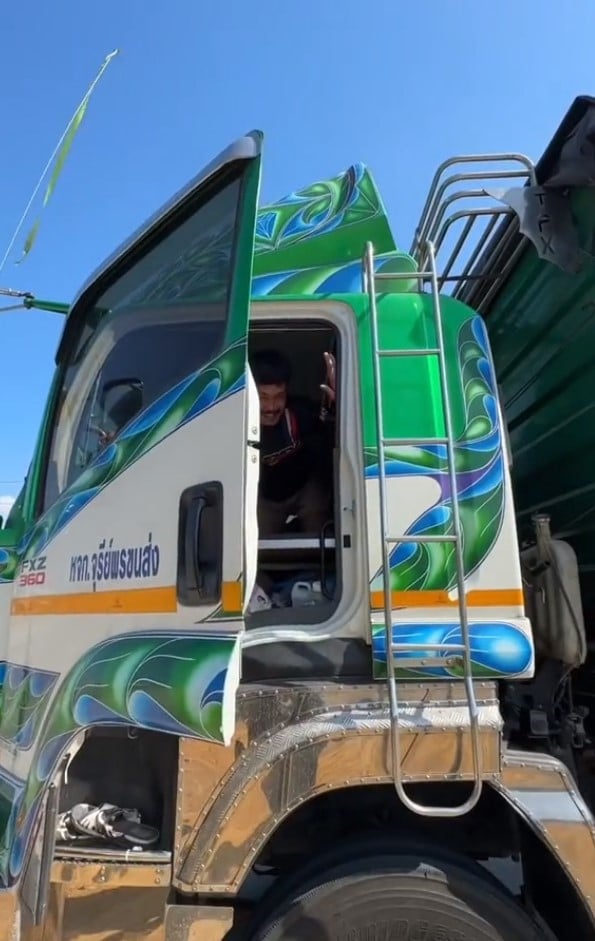 สไปร์ท SPD ให้เงินคนขับรถ