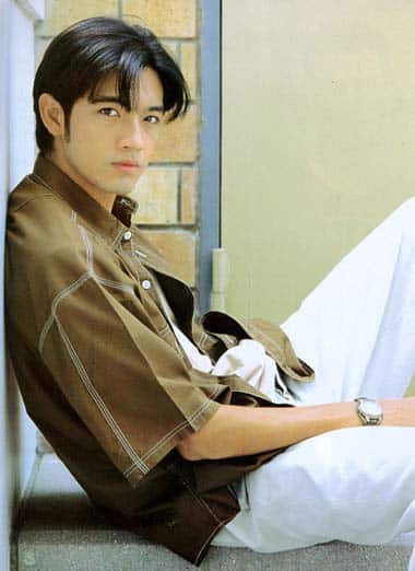 หนุ่ม ศรราม หล่อ