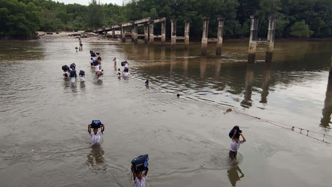 สร้างสะพานเกาะพยาม