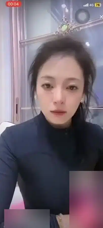 คลิปสาวจีนไลฟ์สด นมปลอม