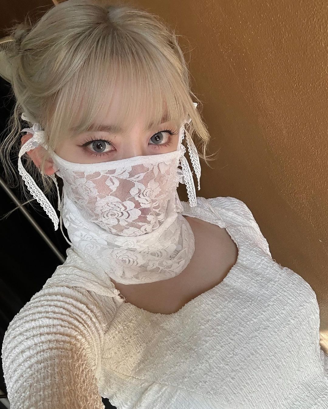 ซากุระ หน้ากากลูกไม้