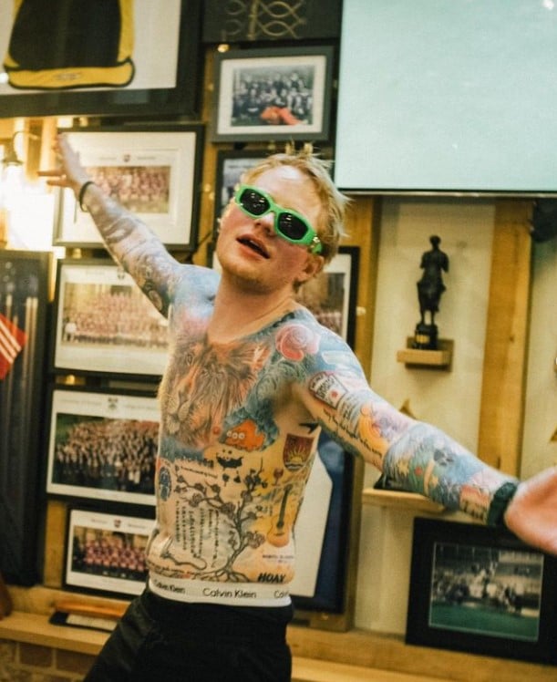 รวมเพลงคอนเอ็น ชีแรน