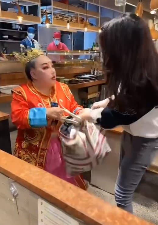 ดราม่า ลีน่าจัง