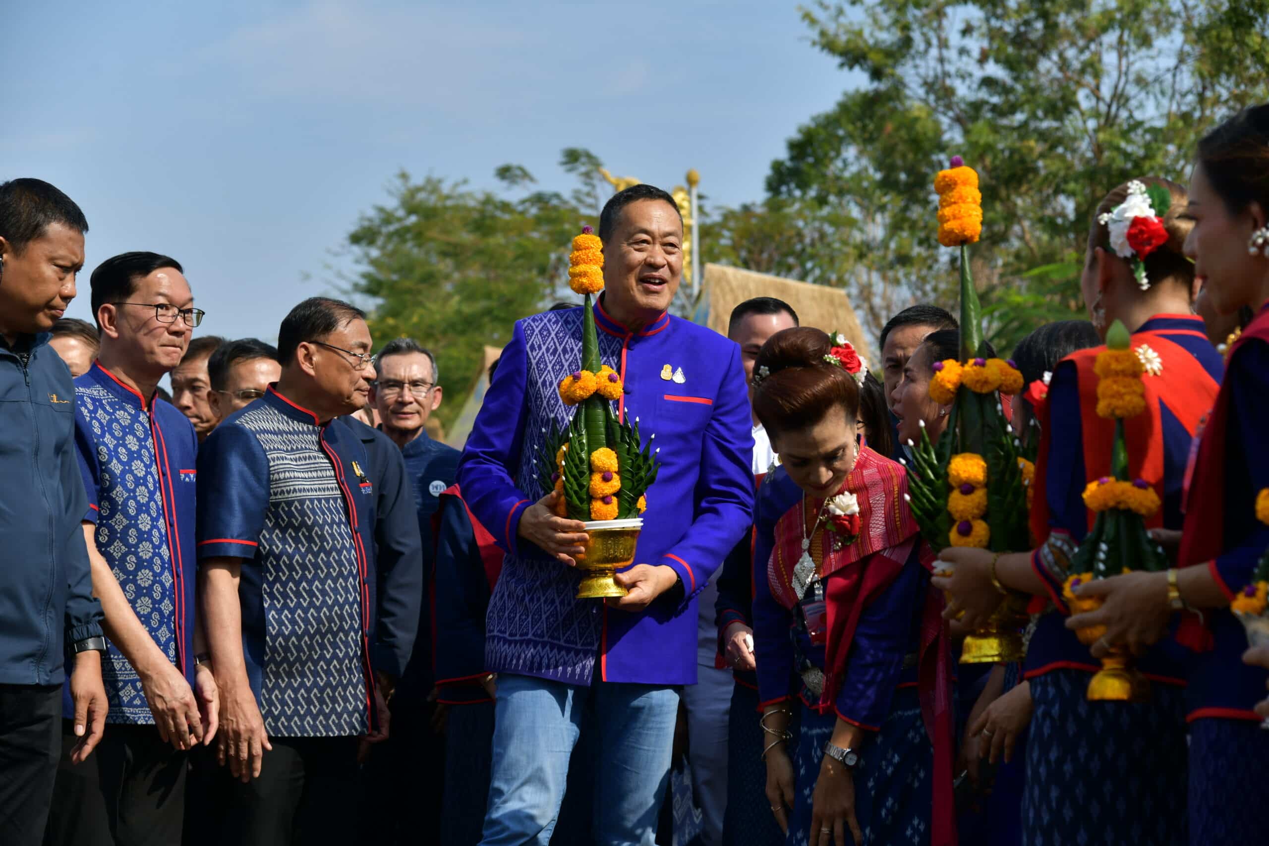 หวยนายก 1 3 67