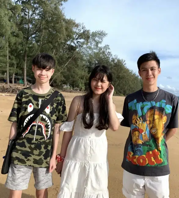 ทายาท หิมะทองคำ