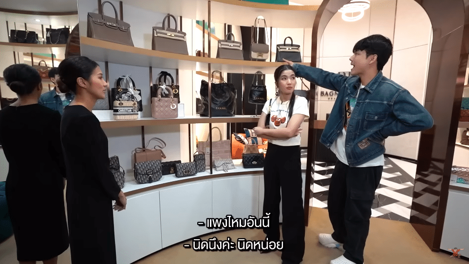 รีเทิร์น? 'ก้อย' โผล่ร่วมคลิป 'นิกกี้' ฝ่ายชายทุ่มหนัก ซื้อกระเป๋าครึ่งล้านให้