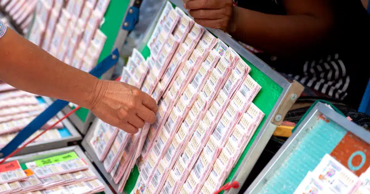 สถิติหวยออก 16 กุมภาพันธ์ ย้อนหลัง 20 ปี