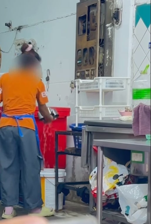 ร้านดังแช่แก้วกับหลอด