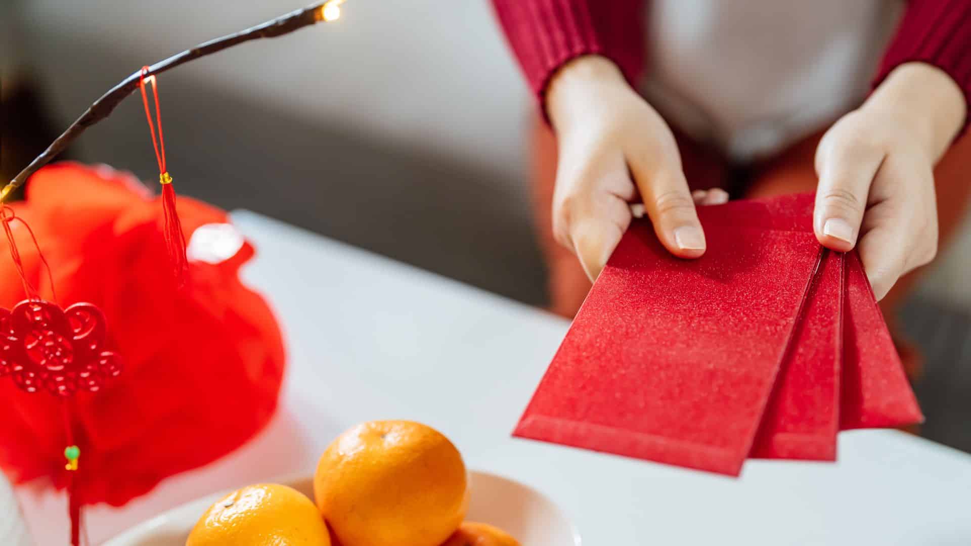 อั่งเปา - แต๊ะเอีย ต่างกันยังไง