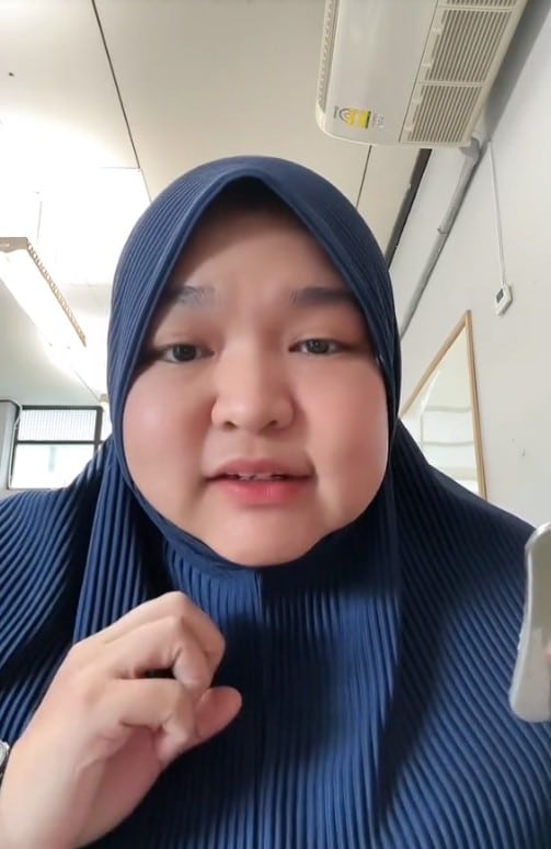 พ่อแม่ไม่ชมลูก