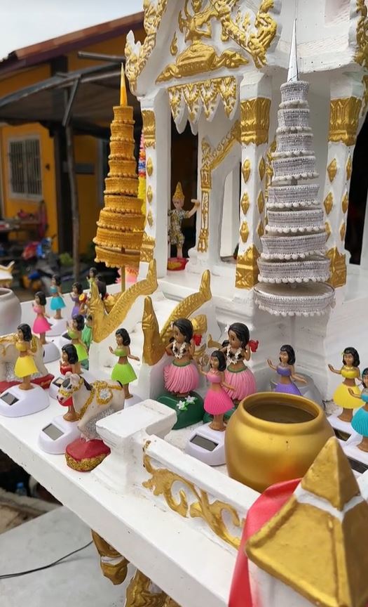 ไวรัลคลิปนางรำโซลาร์เซลล์