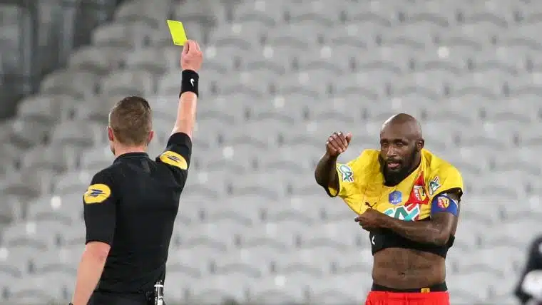 Vincent Aboubakar Cameroon shirt off yellow card 