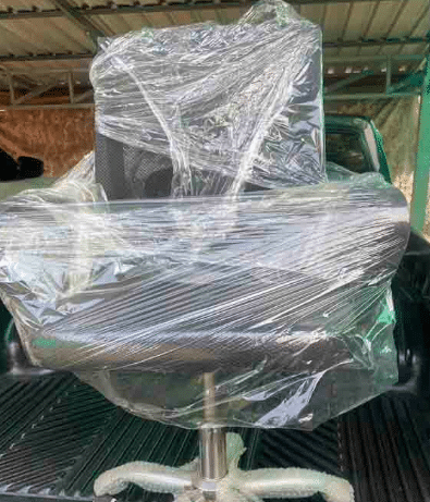 ครูสาวคู่กรณี ซื้อเก้าอี้ตัวใหม่ จบปัญหา ผอ.หวงเก้าอี้ ยันไม่ได้ประชด