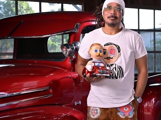 ตัวอย่างผลงานศิลปะ จัดแสดงที่ไอคอนสยาม