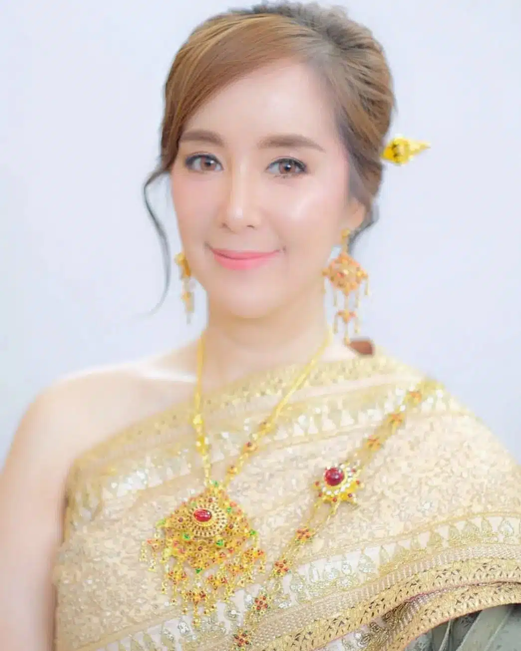 โสดอีกครั้ง 'ต่าย สายธาร' ขอชราอย่างสมศักดิ์ศรี แม้ไม่มีคนเคียงกาย