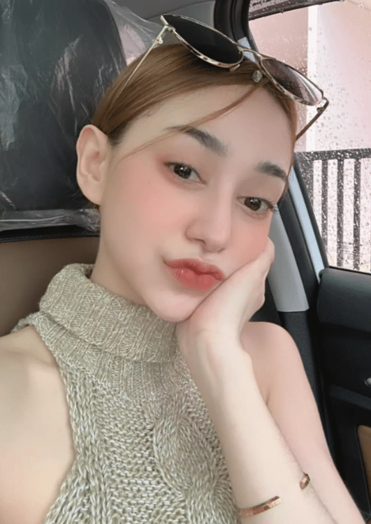 นุ่น ดำดง หน้าสด