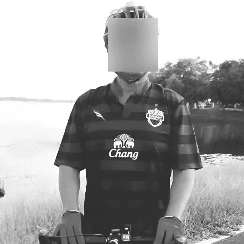 พุ่งชนกลุ่มนักปั่น 2