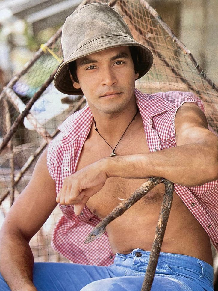 ญาติลอยอังคาร เมฆ วินัย