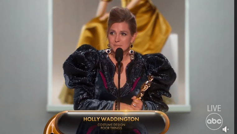 ฮอลลี่ แวดดิงตัน