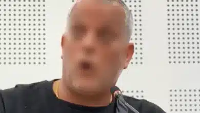 เดวิด ยิงปืน