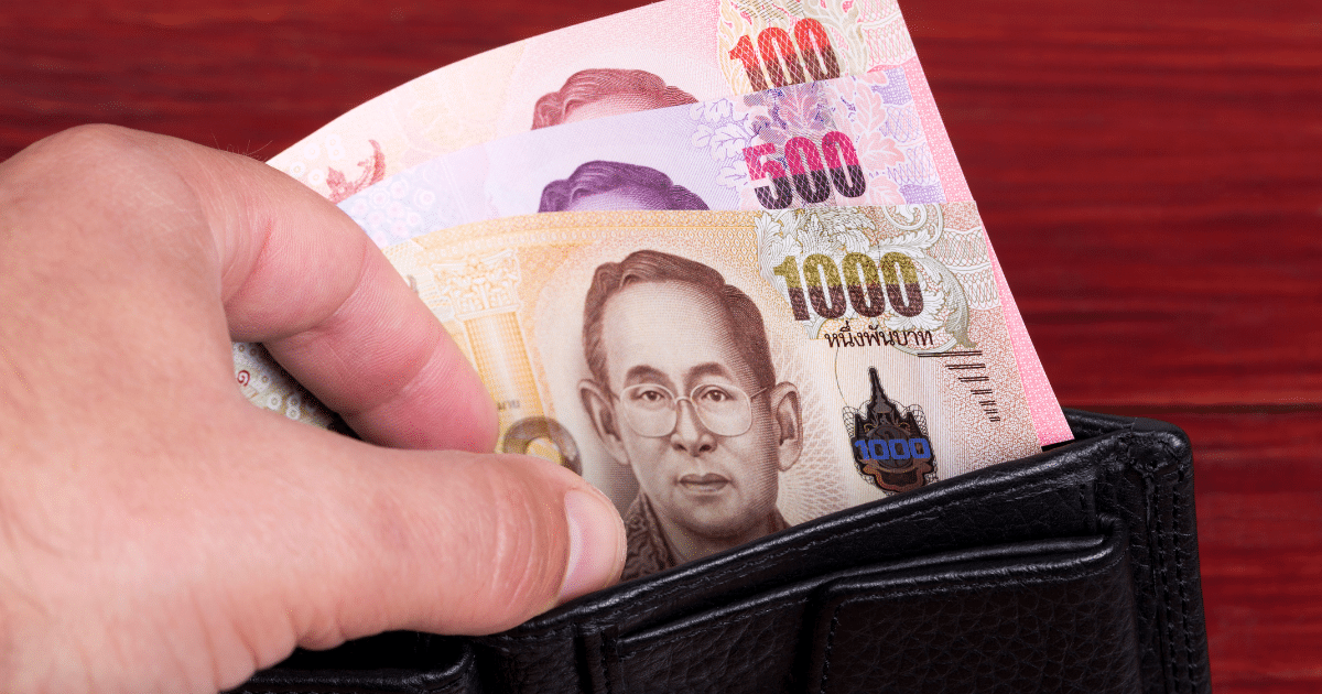 เงินขวัญถุงตามวันเกิด 2567 ในกระเป๋าสตางค์