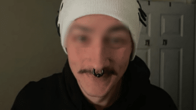 แย่งแฟนเพื่อน