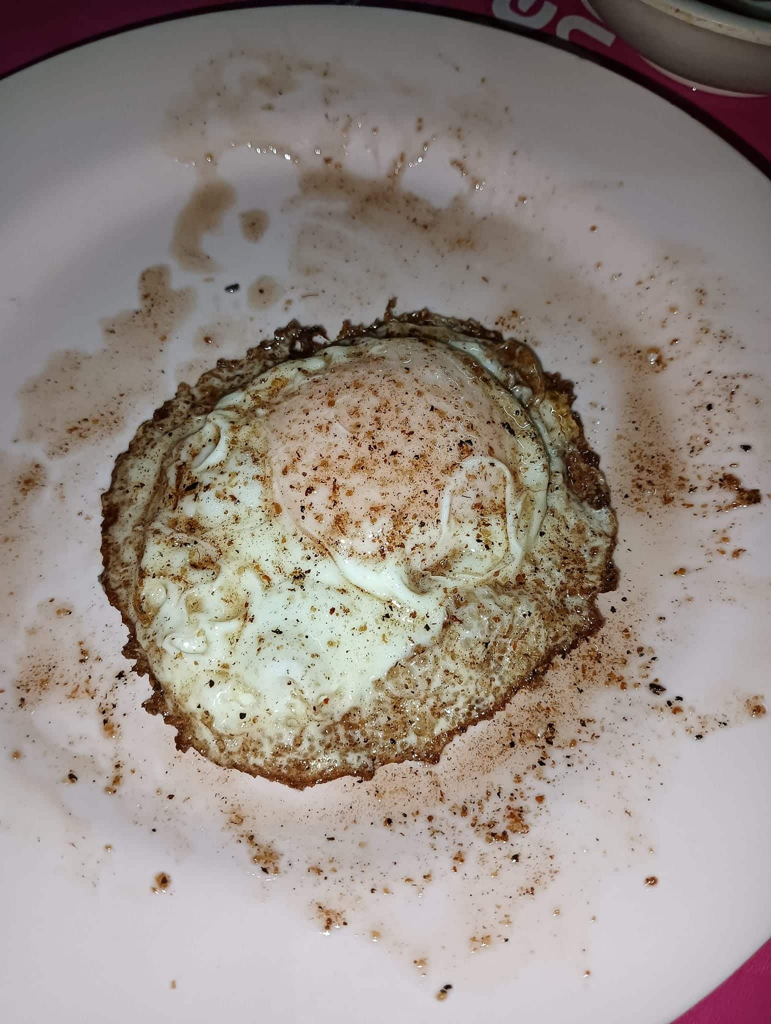 ไข่ดาว ตะกอนน้ำมันเพียบ