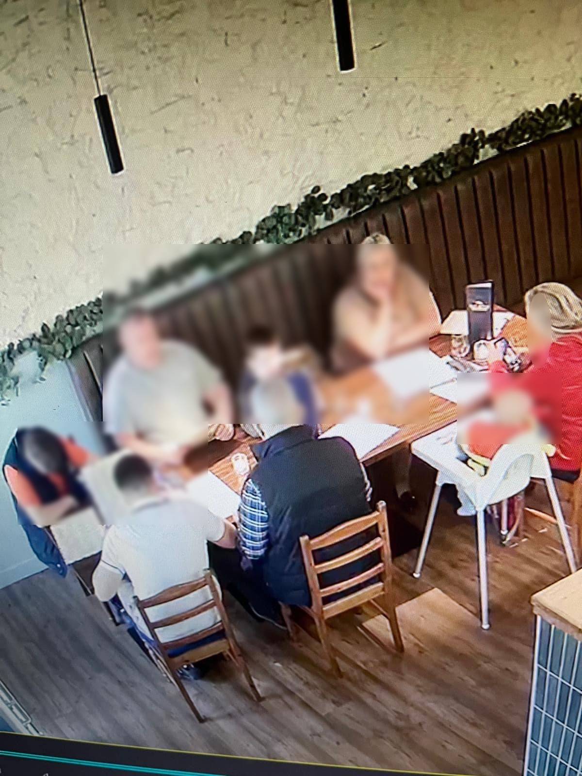 ครอบครัว 8 คน เบี้ยวค่าอาหาร