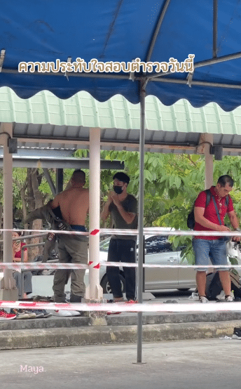 ชาวเน็ตชื่นชม ตำรวจถอดเสื้อให้นักเรียนยืม