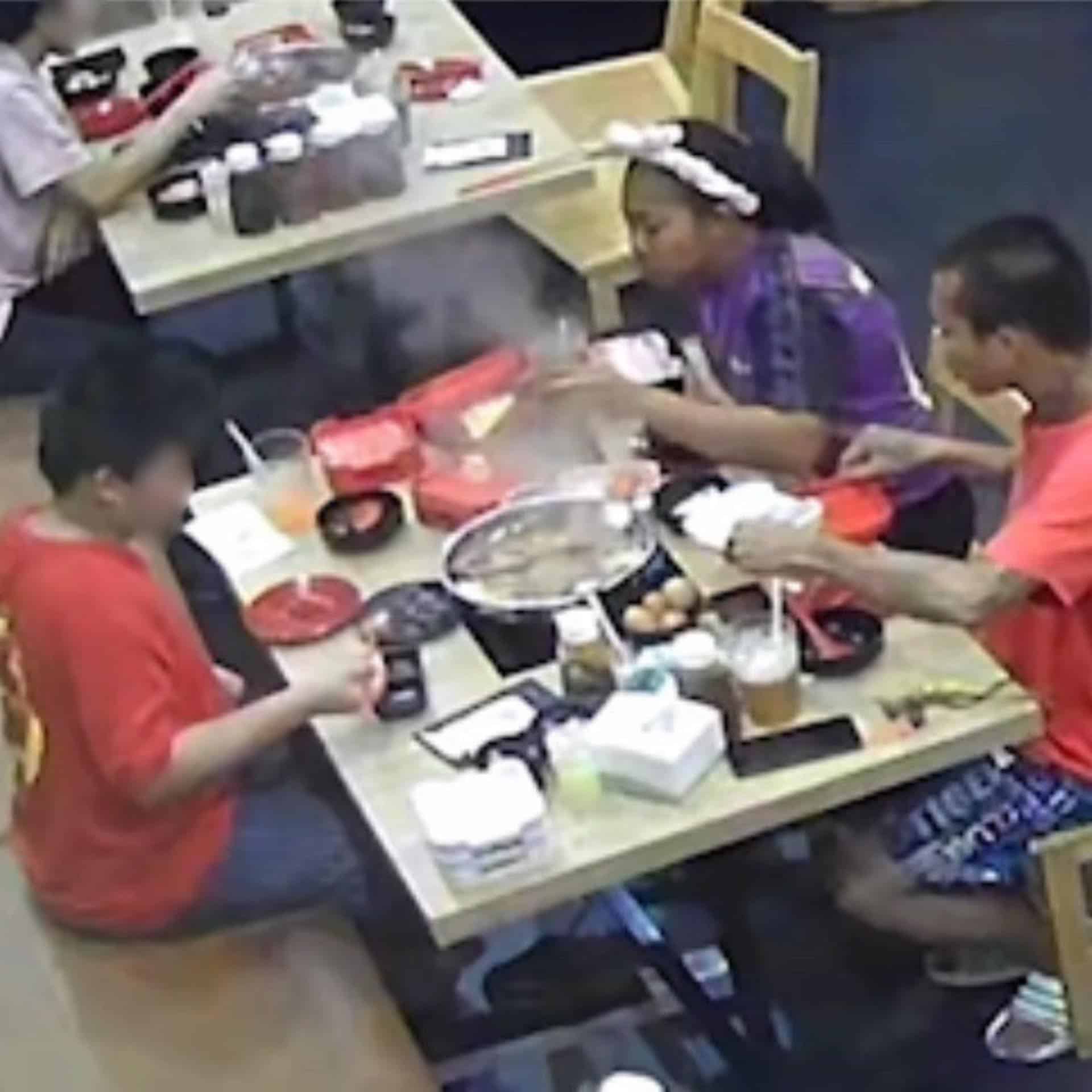 ดราม่าร้านชาบู ผู้จัดการ แจงเรื่องทิชชูลูกค้า ลักไก่